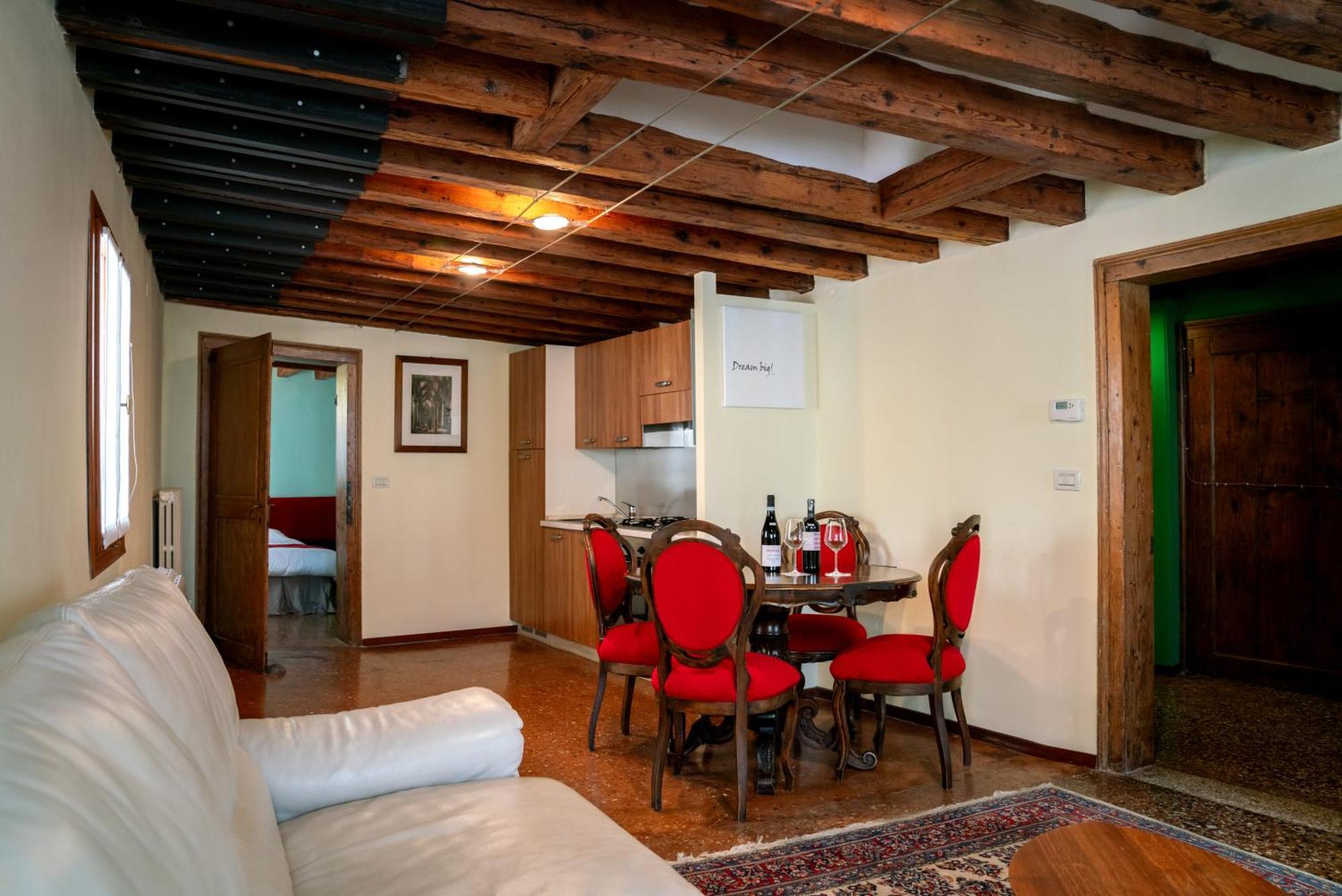Palazzo San Luca 3* Venise