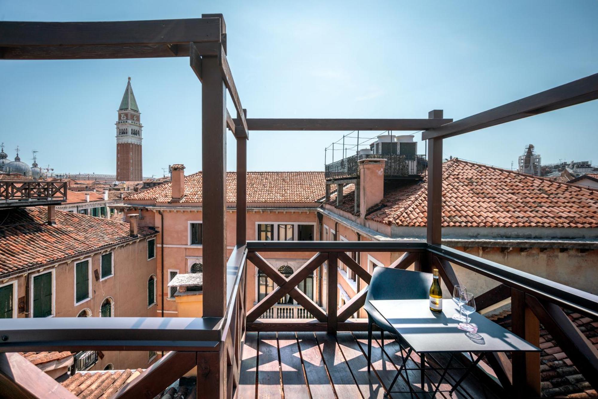 Palazzo San Luca 3* Veneza